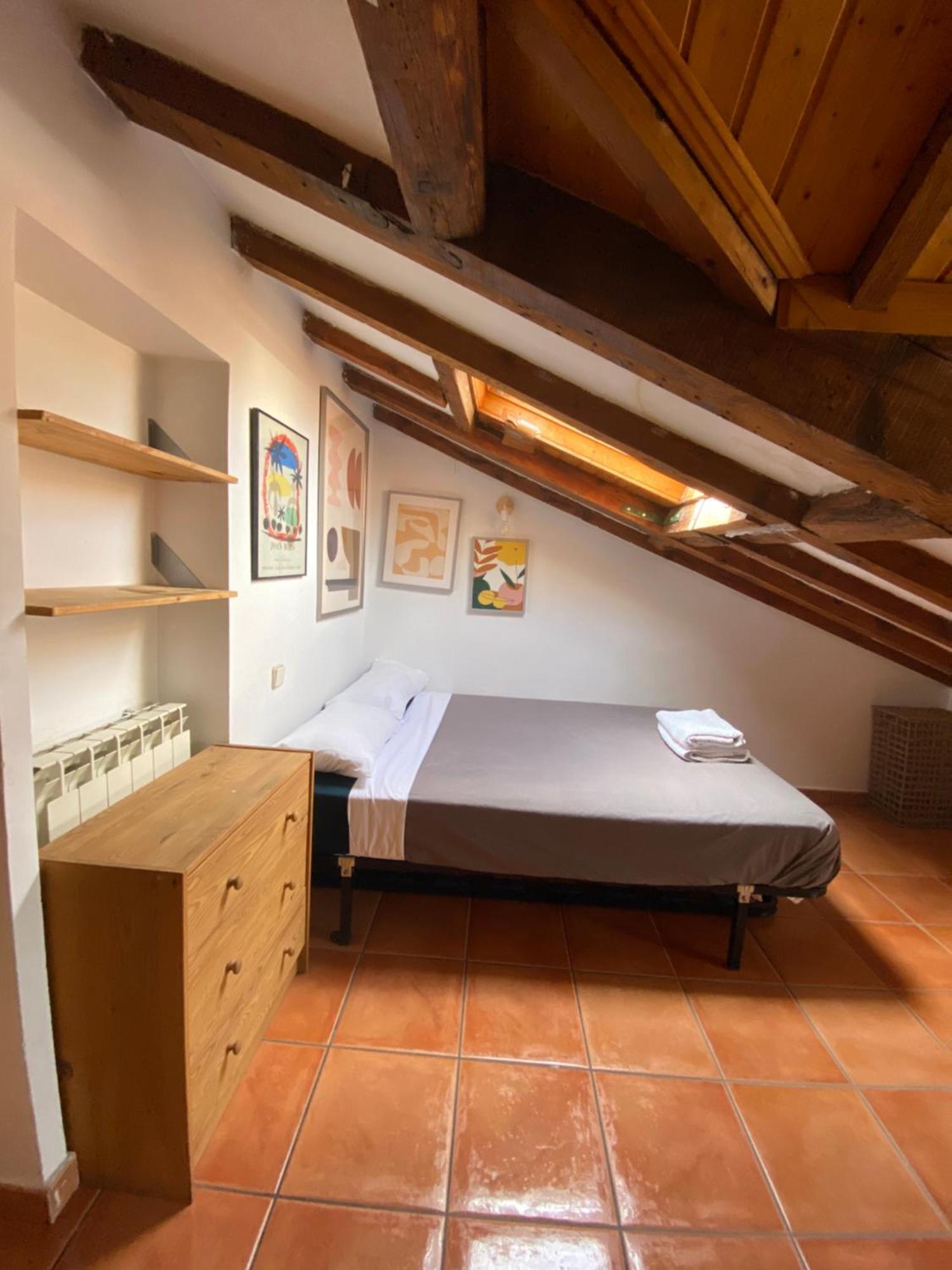 Arenal Guest House Madrid Exteriör bild